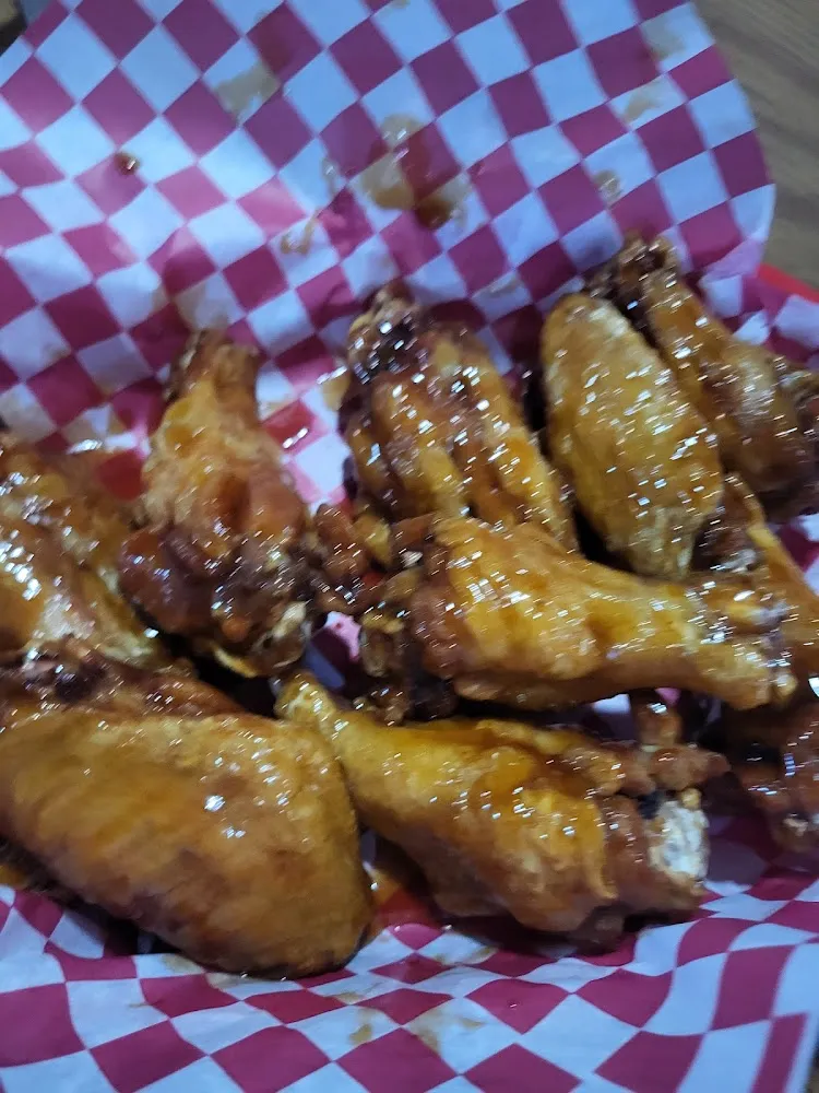 Honey Stinging Garlic Wings